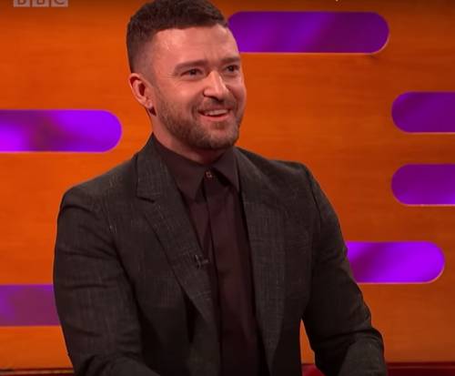 Justin Timberlake: "A un concerto mi tirarono addosso bottigliette di urina"